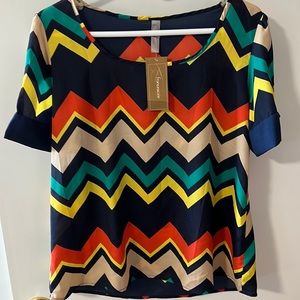 NWT - Women’s Francesca’s Myan Short Sleeve Blouse - Size Large